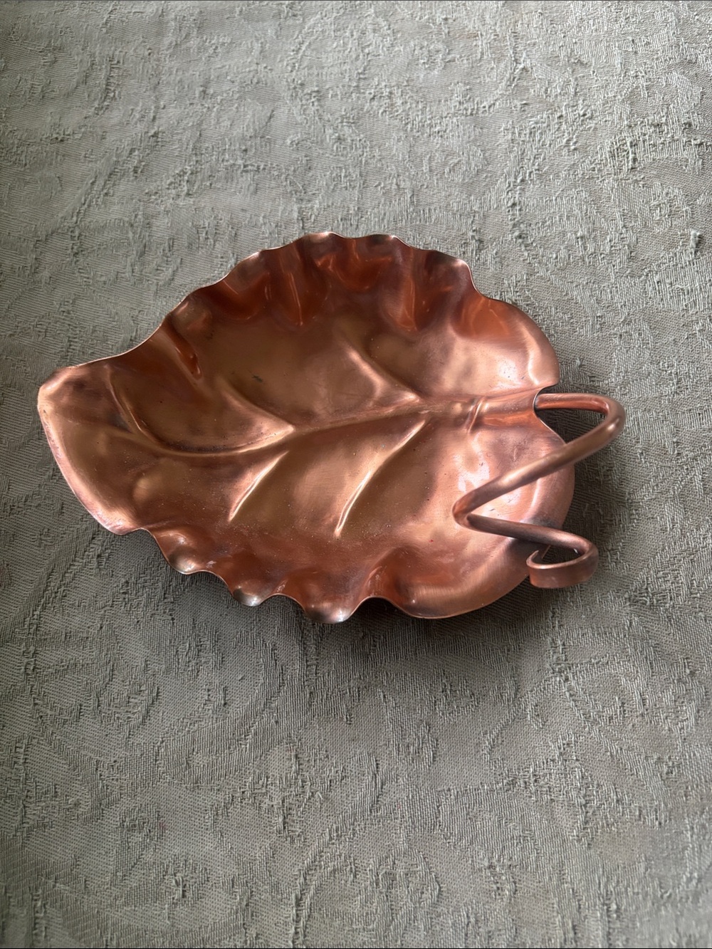 Copper Leaf Wall Hook - Decorative Leaf Shaped Hanger or decorative tray